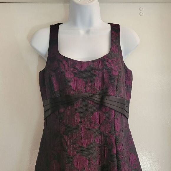 Tahari jacquard classic purple and black sheeth dress - Picture 3 of 6